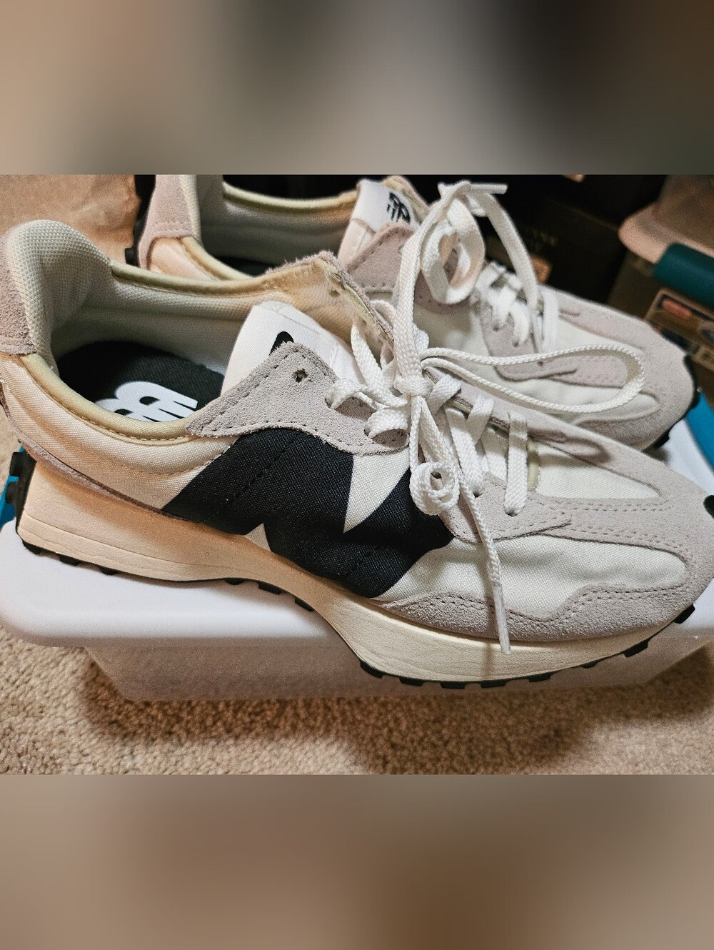 New Balance 327 Womens Sneakers 7